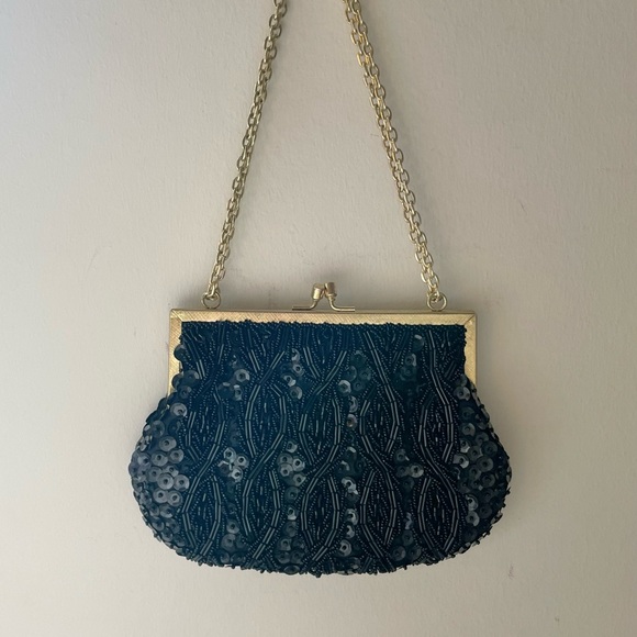 Beaded Hand Purse | Handmade | Gold Chain - Picture 2 of 16